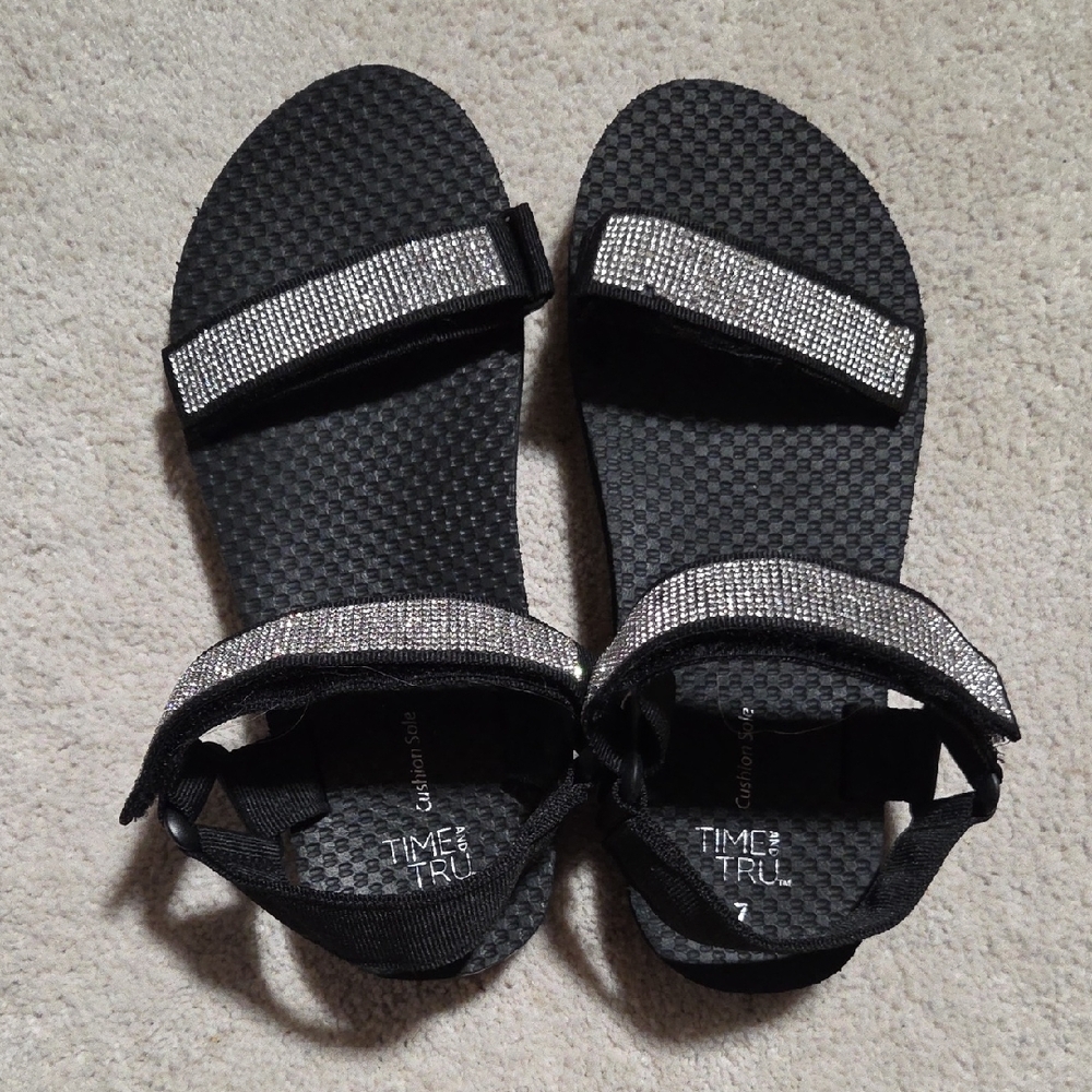 Time and Tru Black Sandals with Silver Accents